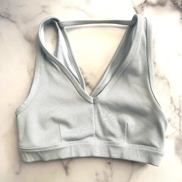 ALO Yoga Light Gray Sports Bra - Picture 2 of 8